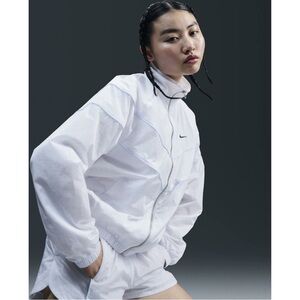 Nike Windrunner Loose UV Woven Full Zip Jacket
